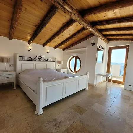 Private Apart With Pool & Seaview @kalkan Apartamento